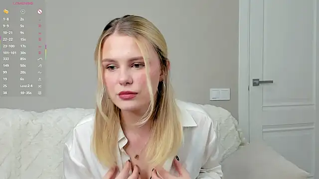 Snapshot of EngelDutch chatting on 10.23.25 EngelDutch online show from 10.23.25