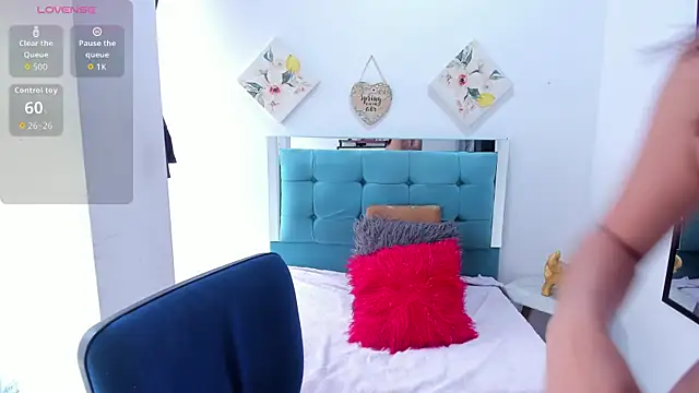 Sharloth F W online show from 11.17.25