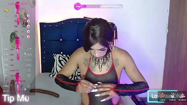 Snapshot of Kaninasantana chatting on 09.23.25 Kaninasantana online show from 09.23.25