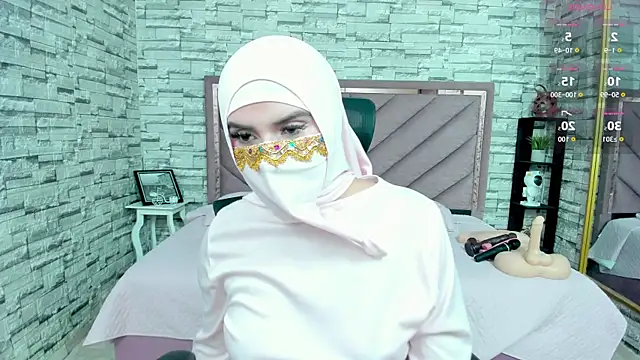 Snapshot of malek_zark2 chatting on 10.15.25 malek zark2 online show from 10.15.25