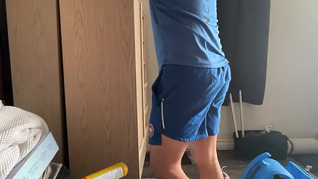 kSwisssxxx online show from 12.04.25