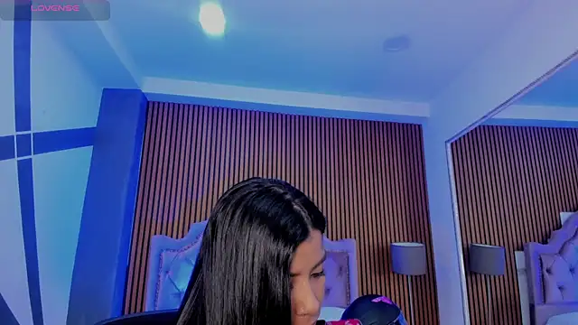 SelenaStonne online show from 10.03.25