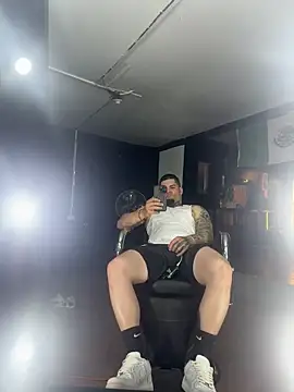 Snapshot of crazybarber69 chatting on 09.23.25 crazybarber69 online show from 09.23.25