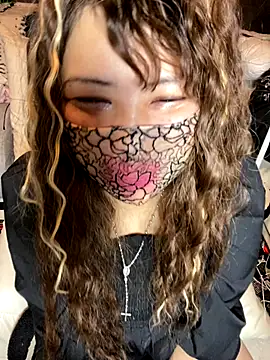 Snapshot of xoxLILxMELOxox chatting on 10.12.25 xoxLILxMELOxox online show from 10.12.25