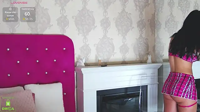 Snapshot of MaddySpears chatting on 10.08.25 MaddySpears online show from 10.08.25