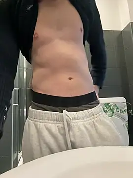 mario231197 online show from 02.18.26