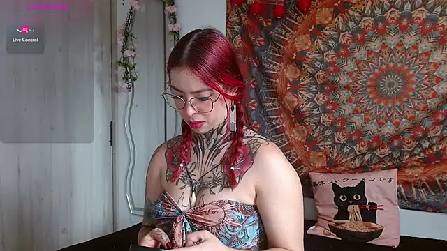 aphroditebloom online show from 01.10.26