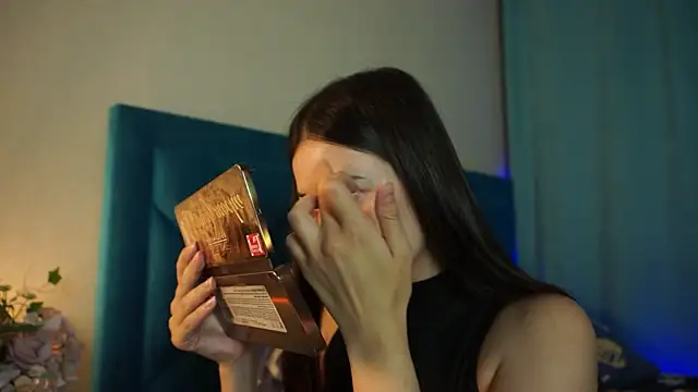 ywixos online show from 10.07.25