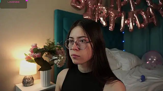 ywixos online show from 02.26.26