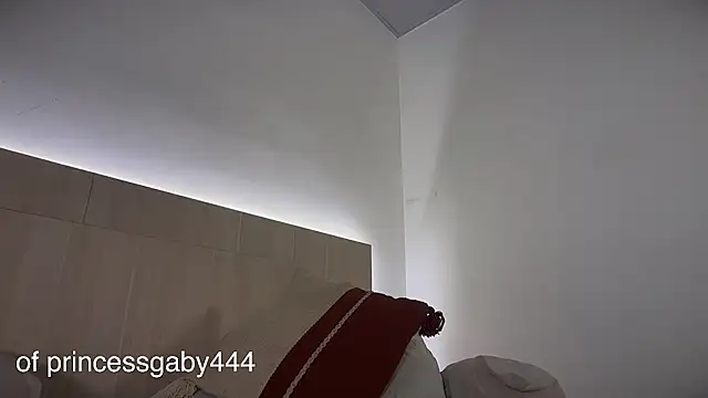 4444ngel online show from 10.10.25