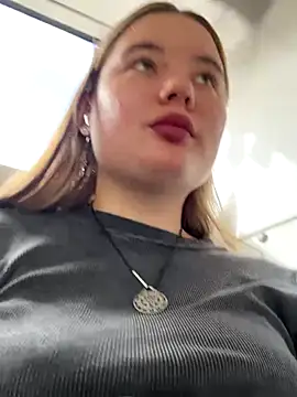 StephanieMur online show from 09.21.25