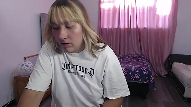 Aiimee hills online show from 09.15.25