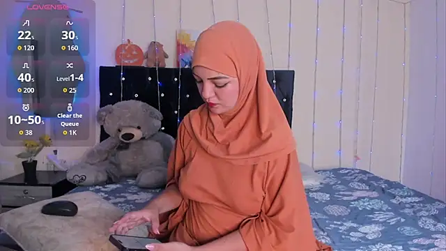 Dana-Alabi online show from 11.24.25