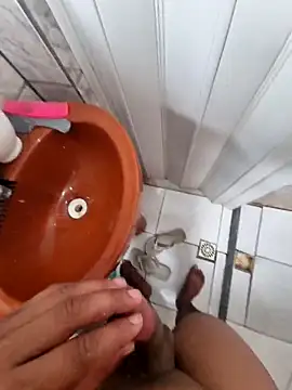 picademelpk222 online show from 10.18.25