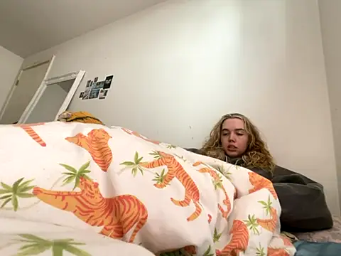 violetcutie online show from 09.15.25