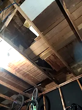 Snapshot of thejuicybacon chatting on 09.24.25 thejuicybacon online show from 09.24.25