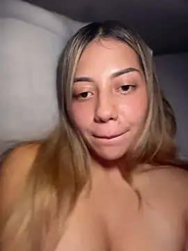 MissCat  online show from 11.30.25