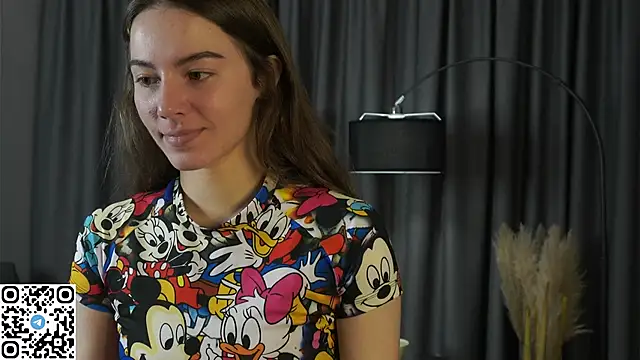 Snapshot of VeronaHerrin chatting on 09.13.25 VeronaHerrin online show from 09.13.25