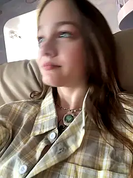 MichelleRoux online show from 09.15.25