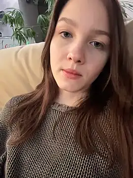 MichelleRoux online show from 12.04.25