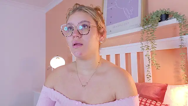 BelaMiller  online show from 10.21.25