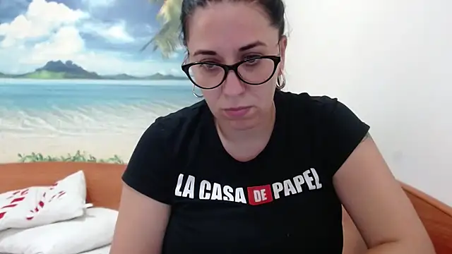 Snapshot of jollene chatting on 09.11.25 jollene online show from 09.11.25