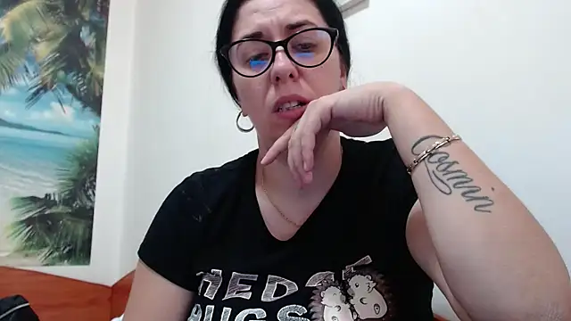 Snapshot of jollene chatting on 09.13.25 jollene online show from 09.13.25