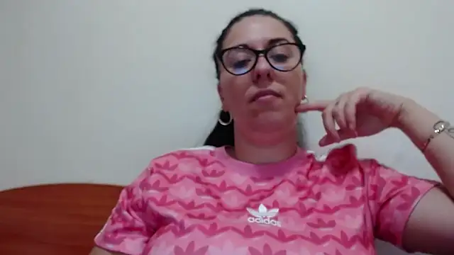 Snapshot of jollene chatting on 09.20.25 jollene online show from 09.20.25