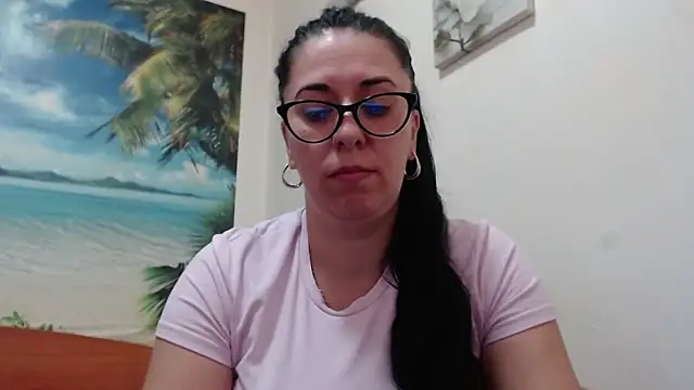 Snapshot of jollene chatting on 10.12.25 jollene online show from 10.12.25