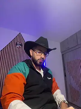 Snapshot of magnumchris chatting on 02.01.26 magnumchris online show from 02.01.26