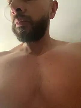 Snapshot of magnumchris chatting on 02.22.26 magnumchris online show from 02.22.26