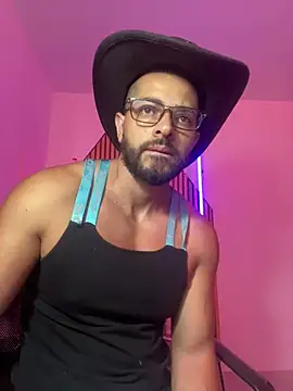 Snapshot of magnumchris chatting on 03.16.26 magnumchris online show from 03.16.26