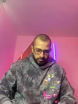 Snapshot of magnumchris chatting on 03.18.26 magnumchris online show from 03.18.26