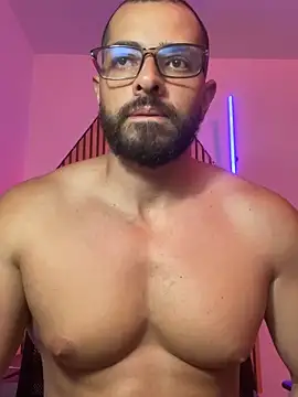 Snapshot of magnumchris chatting on 03.20.26 magnumchris online show from 03.20.26