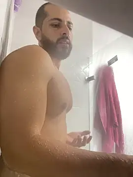 Snapshot of magnumchris chatting on 03.24.26 magnumchris online show from 03.24.26