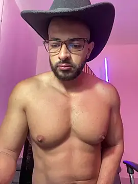 Snapshot of magnumchris chatting on 03.29.26 magnumchris online show from 03.29.26