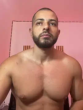 Snapshot of magnumchris chatting on 04.15.26 magnumchris online show from 04.15.26