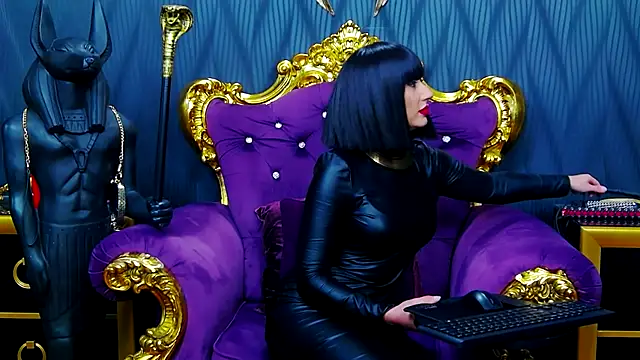 LaraMaeve online show from 09.29.25