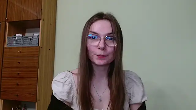 LooveELLYx online show from 02.03.25