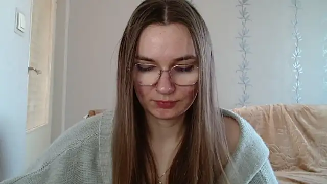 LooveELLYx online show from 03.16.25