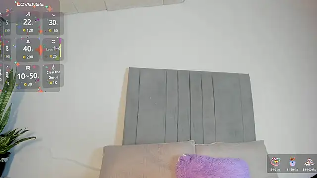 Sophia Ebony online show from 10.14.25