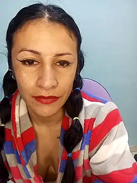 karinnahotdirty online show from 10.23.25