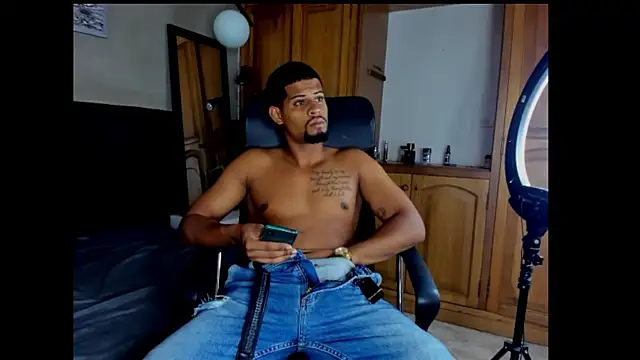 Snapshot of yurgaki_21 chatting on 03.01.26 yurgaki 21 online show from 03.01.26