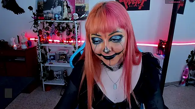 Makii 33 online show from 10.10.25