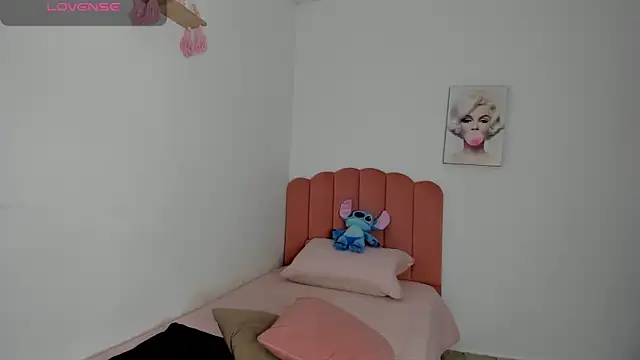 julieth sanzz online show from 01.07.26