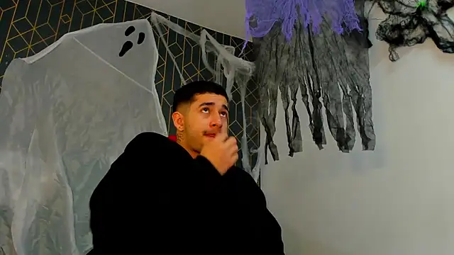 king falconer online show from 10.30.25