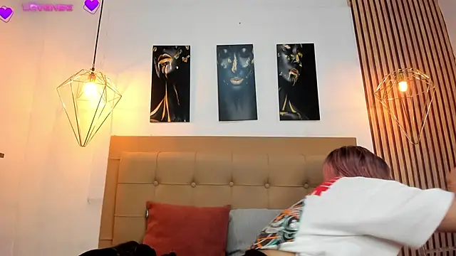 alesziarose online show from 10.05.25