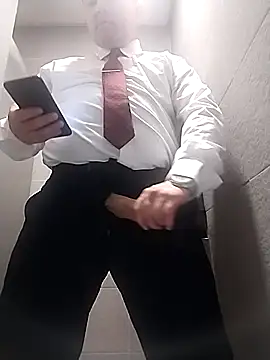 BigCristh79 online show from 10.26.25