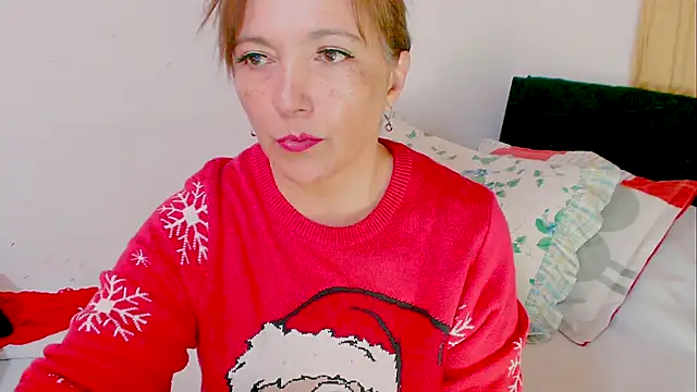 Kendraline1 online show from 12.14.25