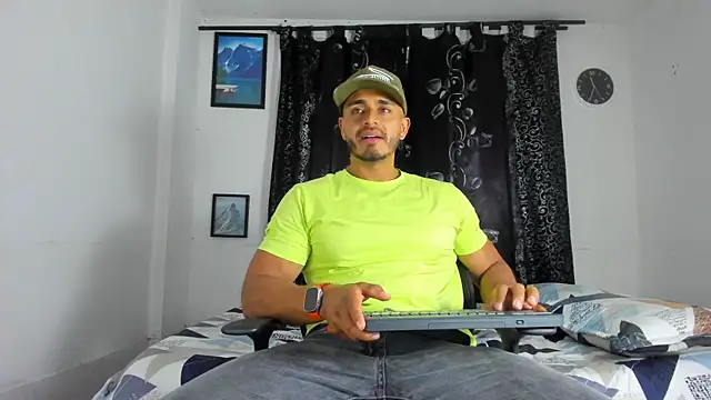 magnusclark online show from 11.23.25